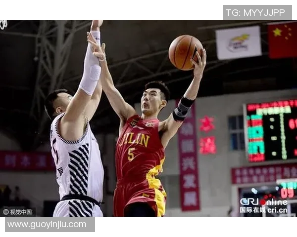 辽宁男篮神锋哈德森砍下30+10,率队轻取山东!